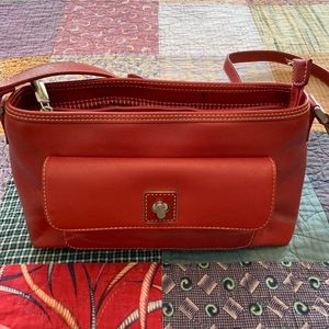 Read list Liz Claiborne sturdy satchel